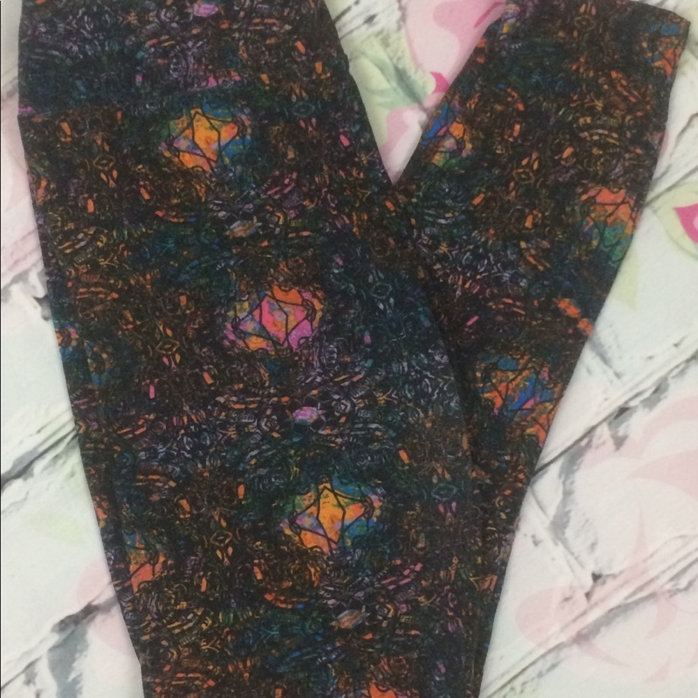 Lularoe Leggings OS Geometric Tribal Print